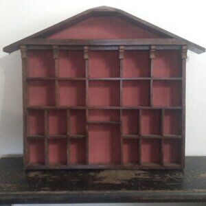 1970s Vintage House wall Hanging for trinket/smalls display